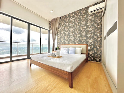 High-Floor Seaview | Near CIQ | 3B6R | Danga Bay