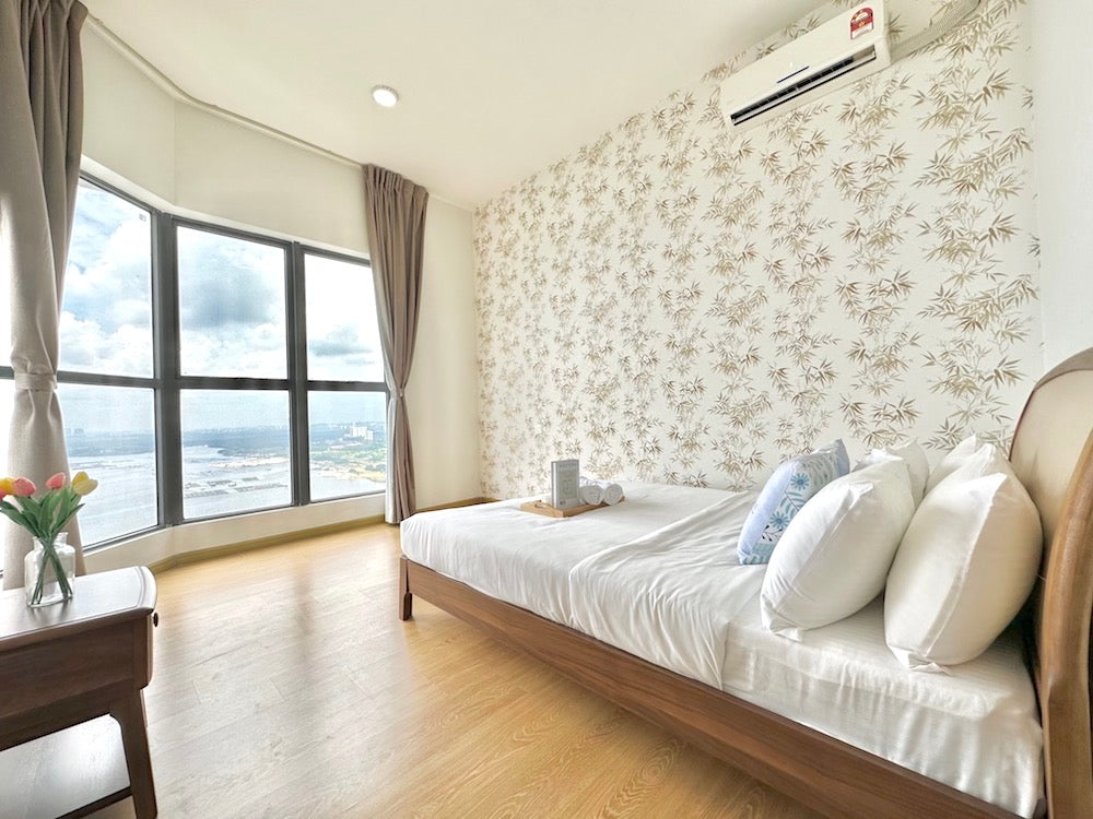 High-Floor Seaview | Near CIQ | 3B6R | Danga Bay