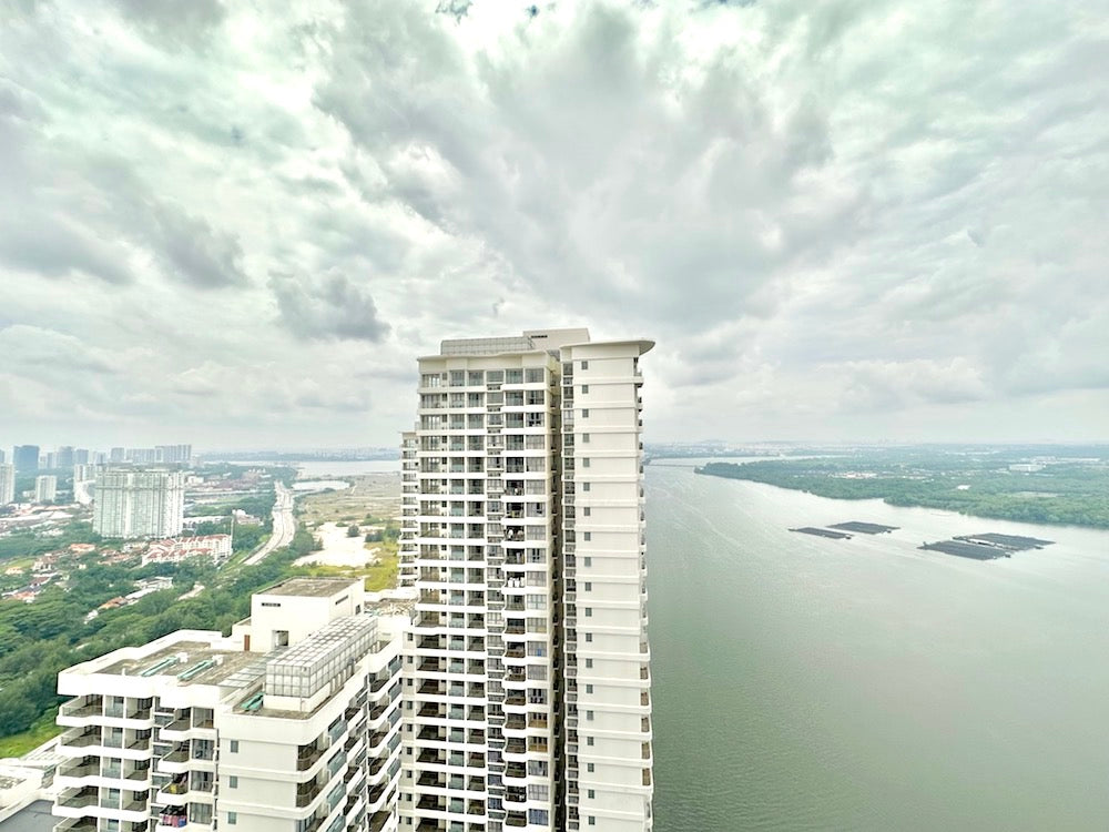 High-Floor Seaview | Near CIQ | 3B6R | Danga Bay